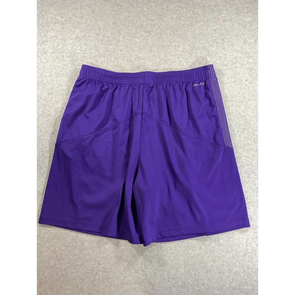 Nike Mens Dri-FIT Athletic Basketball Shorts Purple Large 7 Inch Inseam 2402